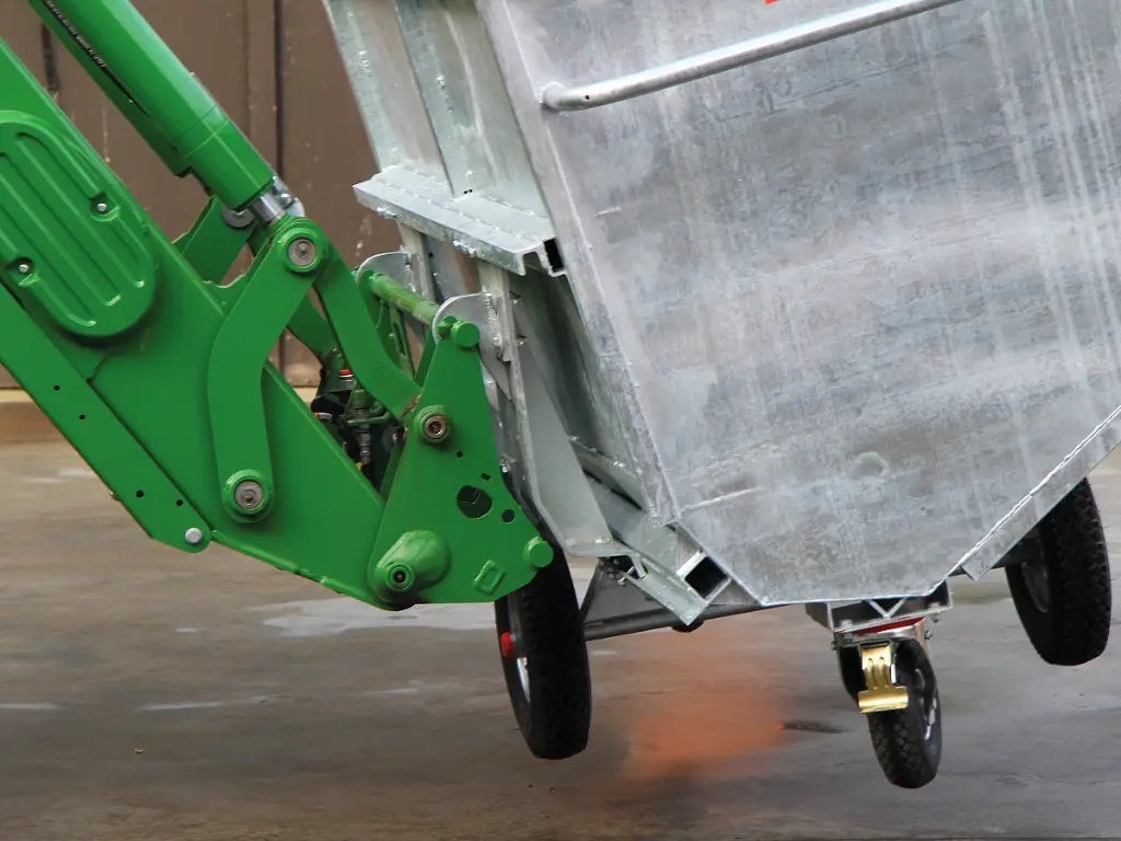 grossraumkuli_traktor_04.webp