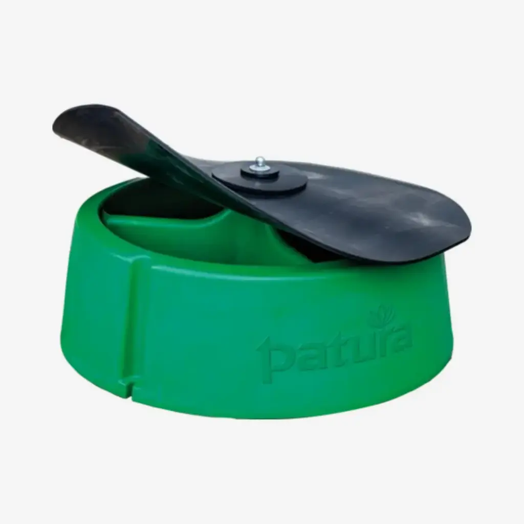 PATURA Mineralstofffütterer