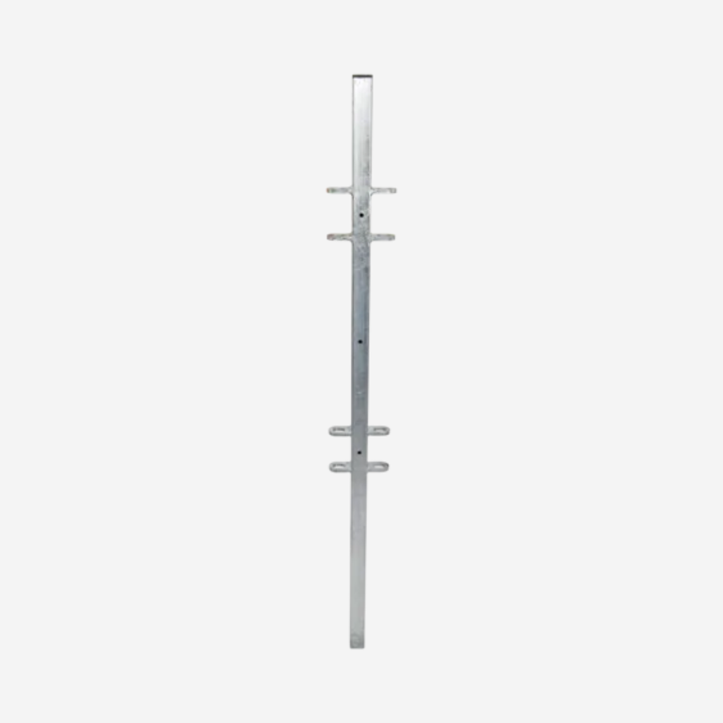 Pfosten Quadrat 40 mm, L= 1,45 m mit angeschweißten Laschen