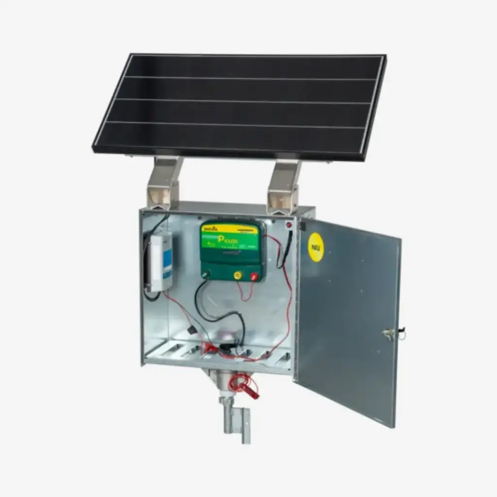 P4500 mit Sicherheitsbox XL, 110 W Solarmodul, 100 Ah Super-Vlies-Akku,