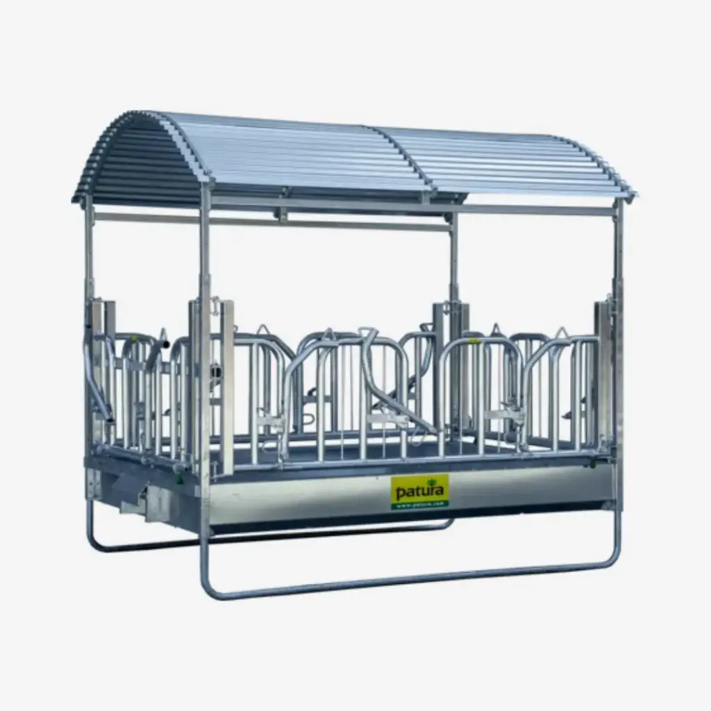 Großballenraufe mit Schwedenfressgittern und Dach