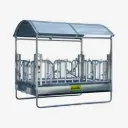 Großballenraufe mit Schwedenfressgittern und Dach